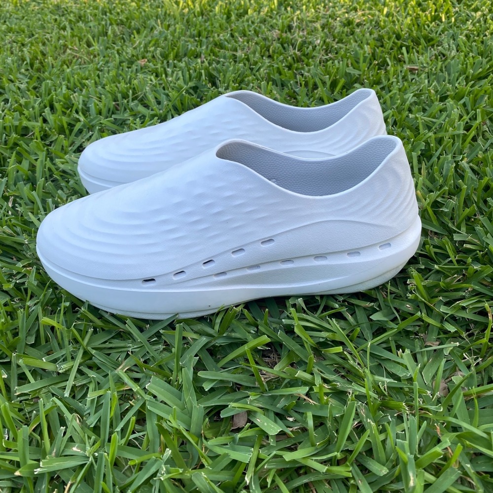 Men's White Slip-On Casual Comfort Loafers